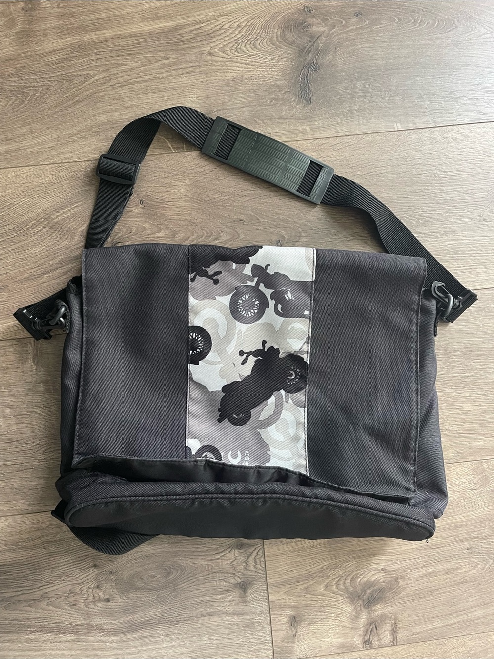 Gymboree Black Messenger Bag with Gray Camouflage Motorcycle Panel